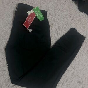 NWT mid-rise skinny Guess jeans